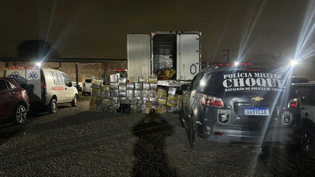 Choque prende 'descarregadores' e acha toneladas de drogas em casa de Campo Grande