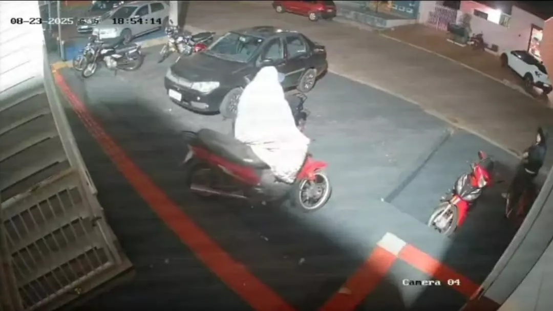 Ladrão que usou cobertor para roubar moto é preso pela polícia de Ponta Porã