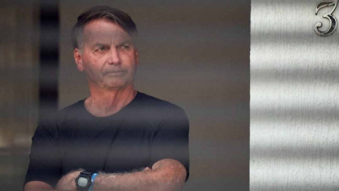 &#039;O velho n&atilde;o est&aacute; bem&#039;, diz Carlos Bolsonaro no segundo dia do julgamento do pai  