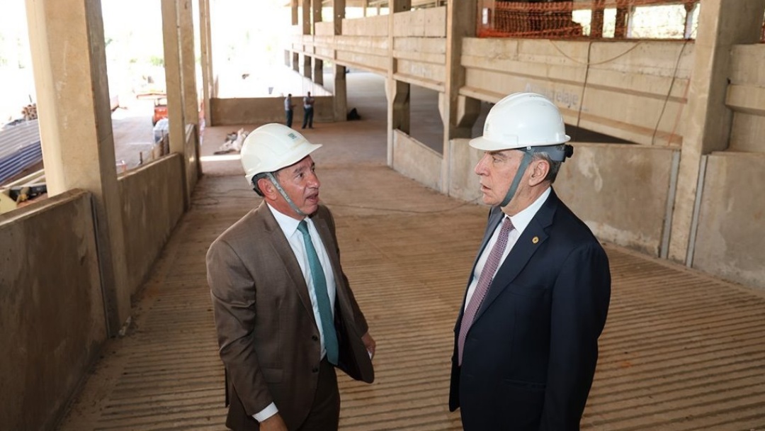 Gerson anuncia libera&ccedil;&atilde;o a partir do dia 8 de 140 vagas no novo estacionamento da ALEMS