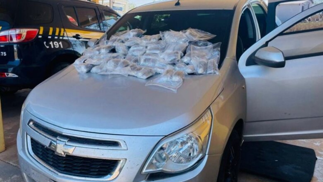 Traficante &eacute; preso com 13 quilos de haxixe em tanque de combust&iacute;vel