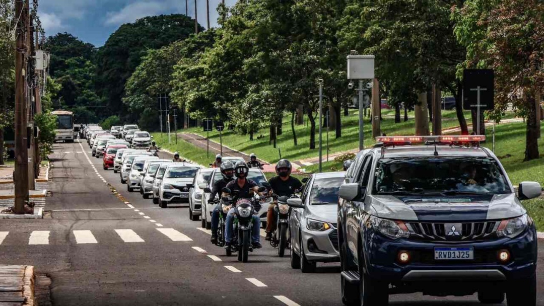 Motoristas com placas final 3 e 9 t&ecirc;m at&eacute; o fim de setembro para licenciar ve&iacute;culos em MS