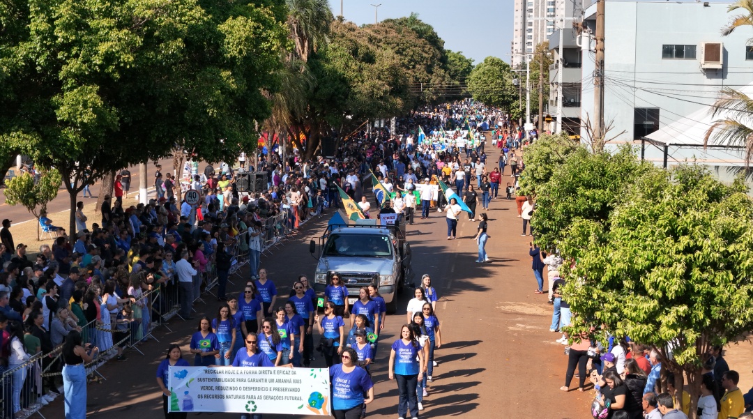 Sidrol&acirc;ndia celebra 203 anos da Independ&ecirc;ncia com tradicional Desfile C&iacute;vico