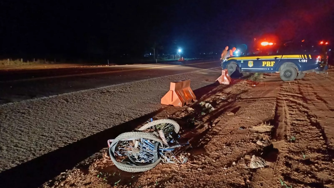 Ciclista sofre graves ferimentos em acidente com caminhonete na BR-262 em Campo Grande