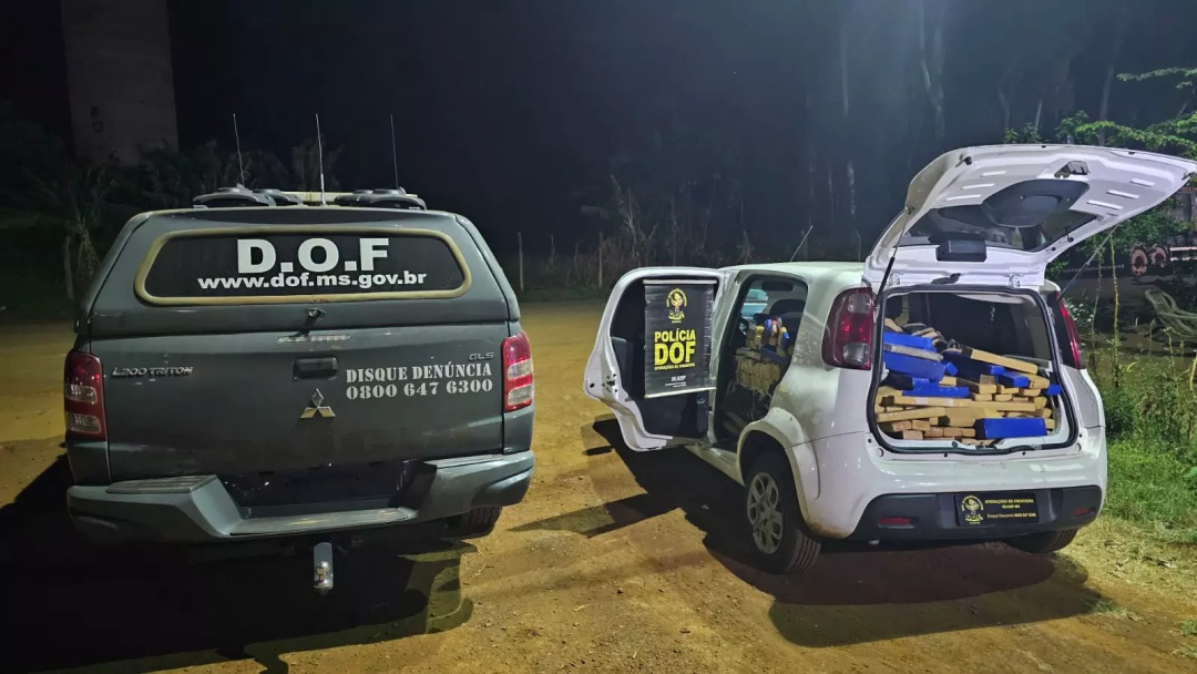 Traficante abandona carro com mais de meia tonelada de maconha avaliada em R$ 1,4 milhão