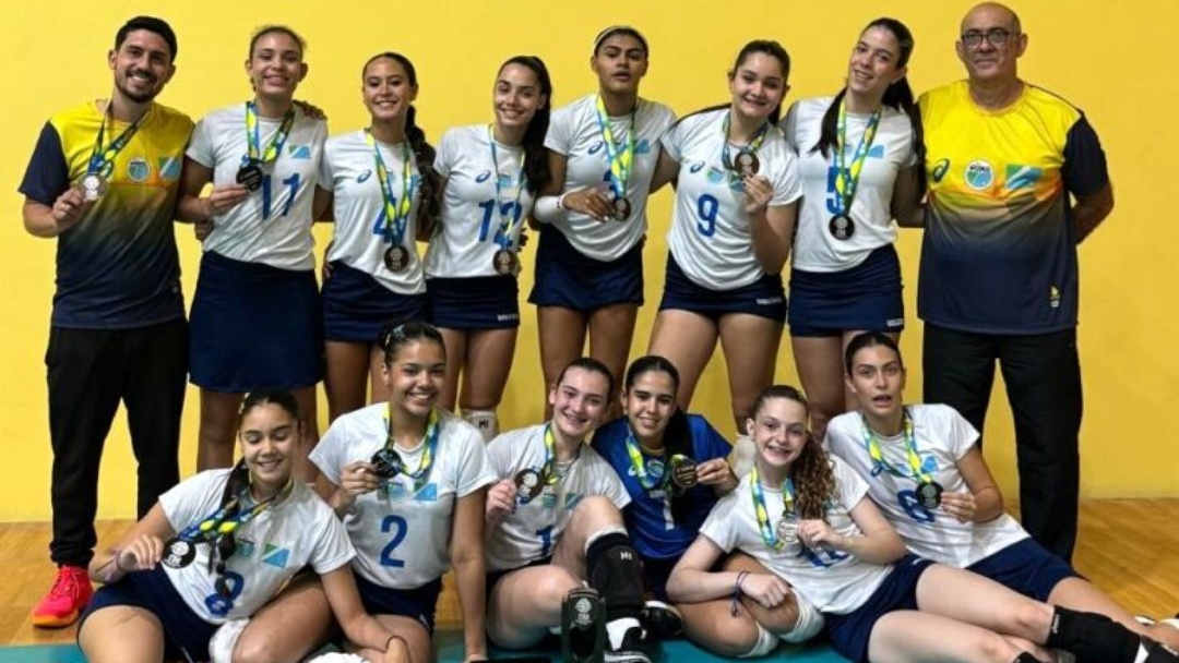 Sele&ccedil;&atilde;o feminina de v&ocirc;lei de MS conquista acesso &agrave; divis&atilde;o especial 