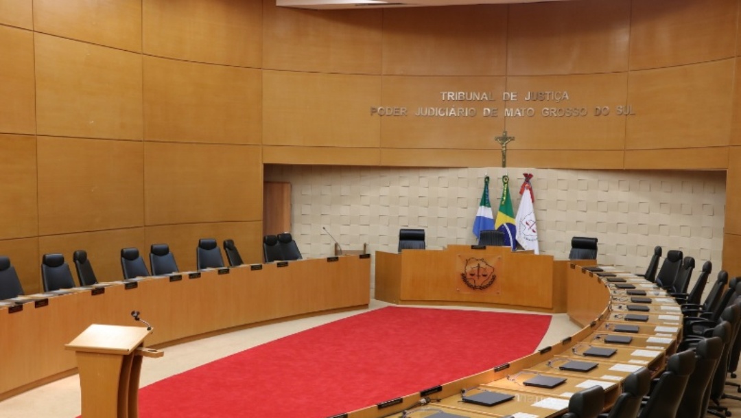 Justi&ccedil;a mant&eacute;m preso motorista flagrado com 1,5 tonelada de maconha na Dorvalino dos Santos