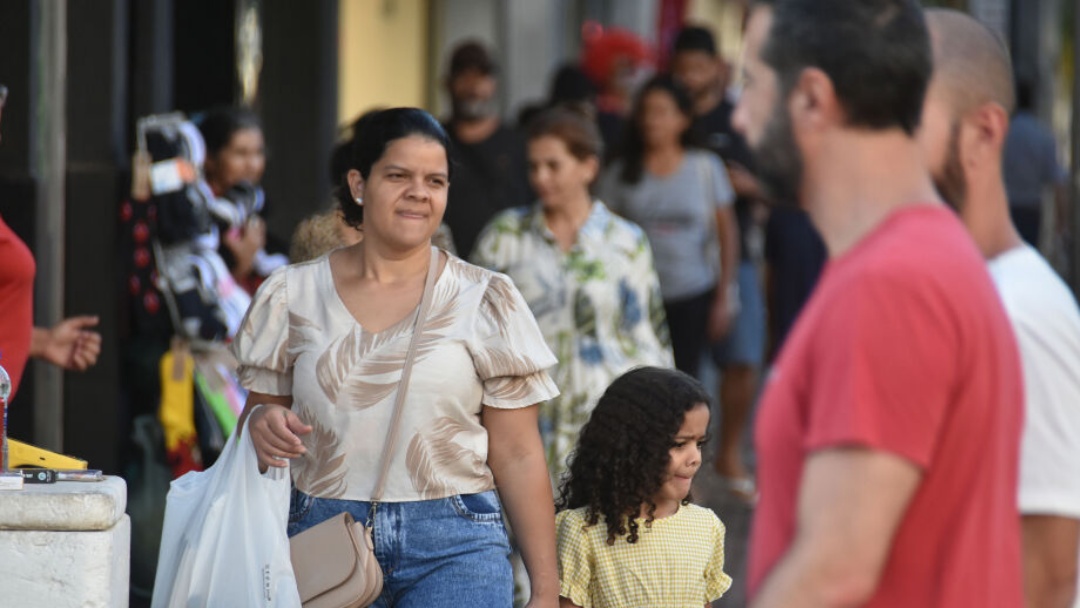 50% dos brasileiros das classes A, B e C est&atilde;o endividados no cart&atilde;o de cr&eacute;dito