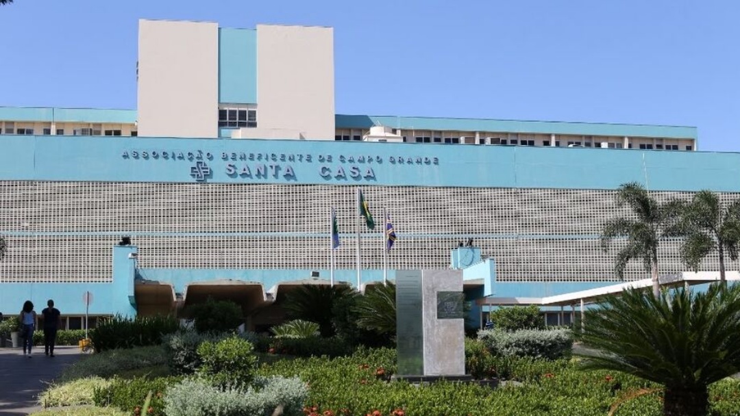 Idoso tem atendimento recusado e morre infartado na Santa Casa de Campo Grande  