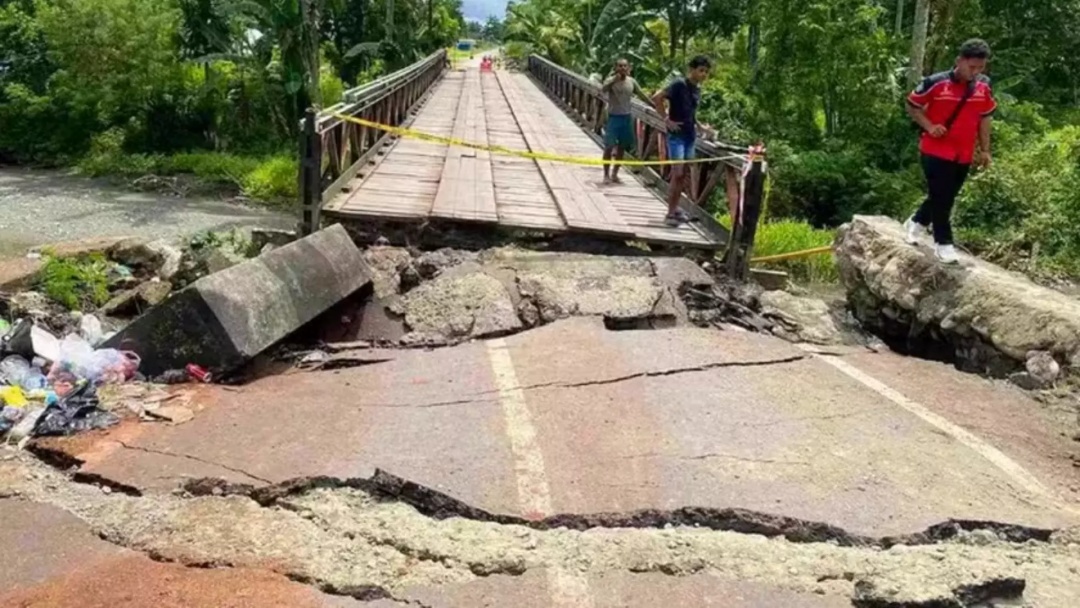 Terremoto causa danos em Papua, na Indonésia; Rússia foi atingida por outro tremor