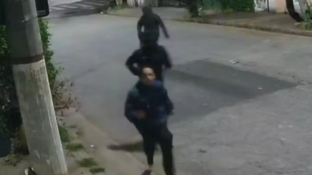 Criminosos armados invadem creche para tentar acessar resid&ecirc;ncias no Morumbi