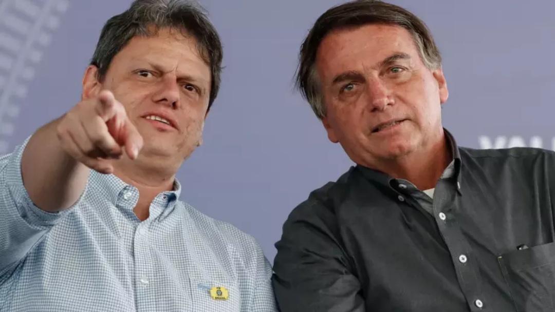 Tarc&iacute;sio de Freitas visita Bolsonaro e diz ter preocupa&ccedil;&atilde;o e considera&ccedil;&atilde;o ao ex-presidente   