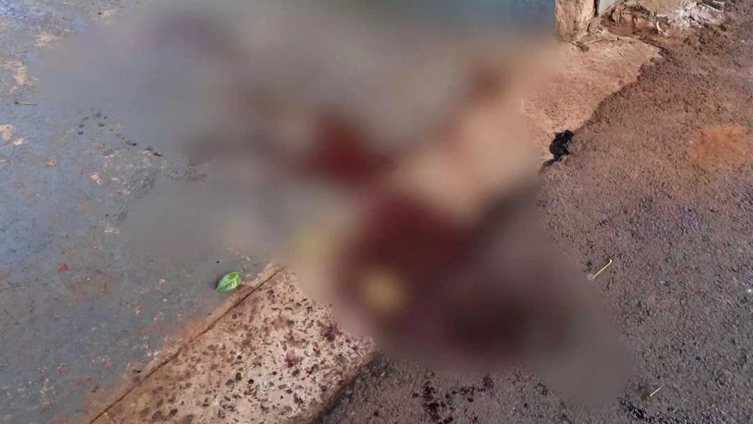 Rapaz &eacute; esfaqueado 2 vezes ao tentar ajudar jovem ap&oacute;s ex-marido invadir casa em Rio Verde