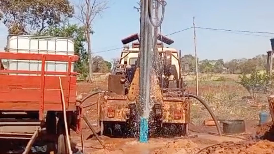 Moradores da Aldeia 10 de Maio enfrentam falta d&rsquo;&aacute;gua mesmo ap&oacute;s perfura&ccedil;&atilde;o de po&ccedil;o