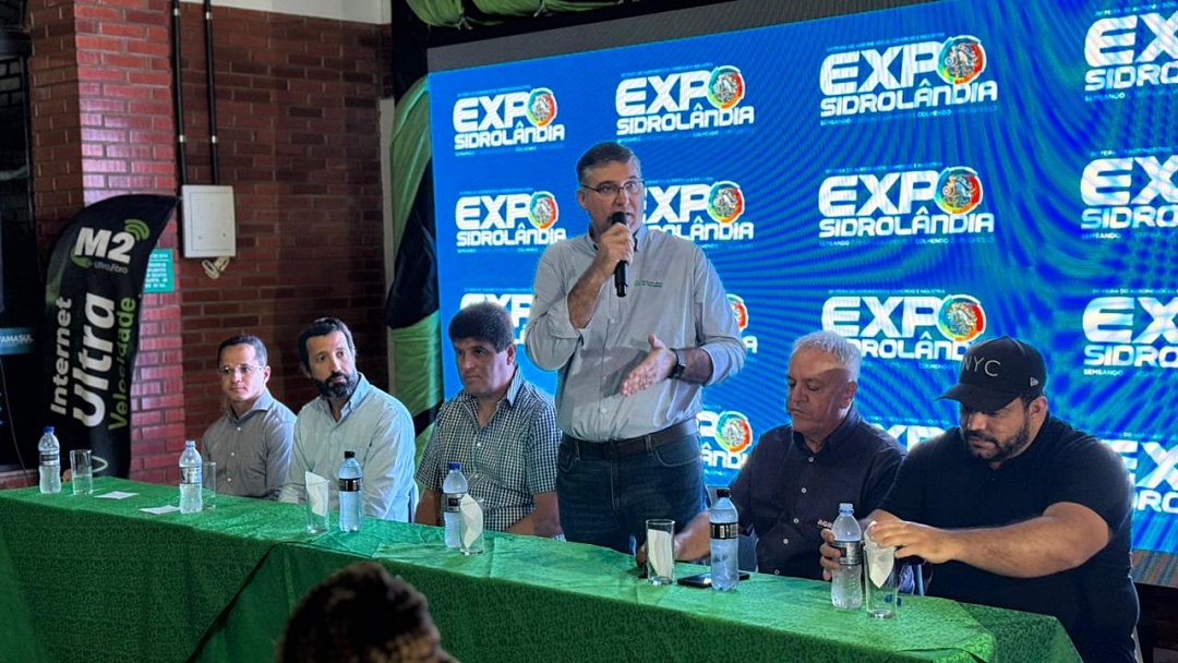 Sindicato Rural lan&ccedil;a oficialmente a programa&ccedil;&atilde;o da Expo Sidrol&acirc;ndia, com shows de Eduardo Costa e Z&eacute; Neto &amp; Cristiano