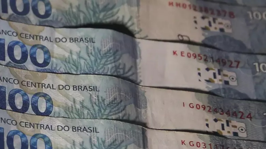 Receita paga quinto lote de restitui&ccedil;&atilde;o do Imposto de Renda 2025