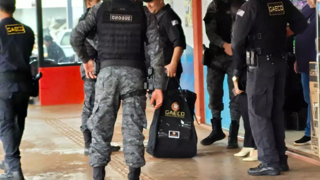 Gaeco deixa papelaria com malotes ap&oacute;s 4 horas de opera&ccedil;&atilde;o