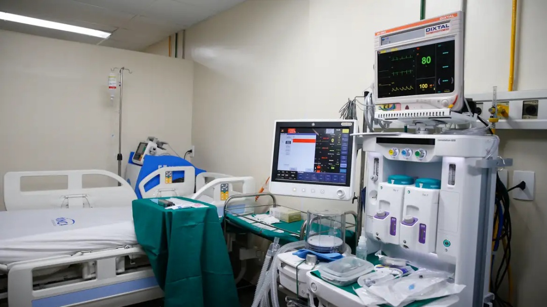 SUS far&aacute; cirurgia de c&acirc;ncer de pr&oacute;stata por rob&ocirc;