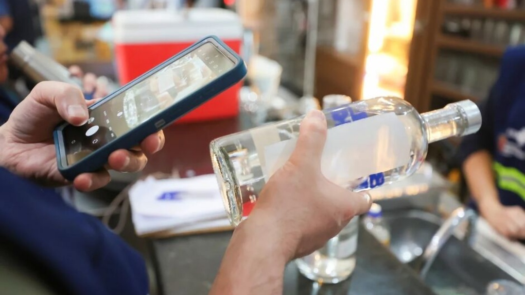 MS investiga cinco casos de intoxica&ccedil;&atilde;o e uma morte por metanol em bebida   