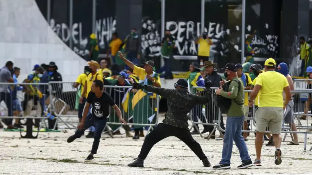 Cresce rejei&ccedil;&atilde;o &agrave; anistia e maioria &eacute; contra reduzir penas do 8/1  