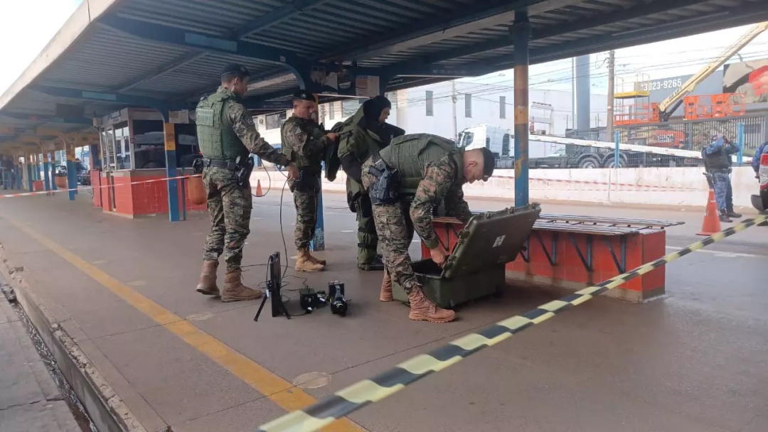 Per&iacute;cia analisa digitais deixadas por &lsquo;barbudo&rsquo; em explosivo no Terminal Moren&atilde;o: O que se sabe