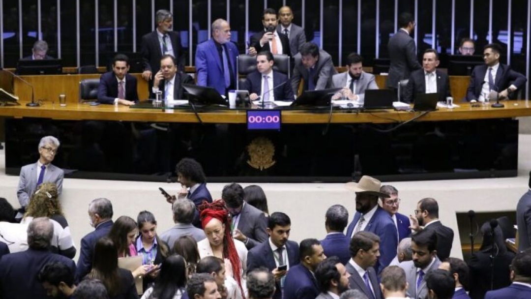 Metade da bancada de MS vota contra MP que garantiria R$ 27 bilh&otilde;es ao governo   