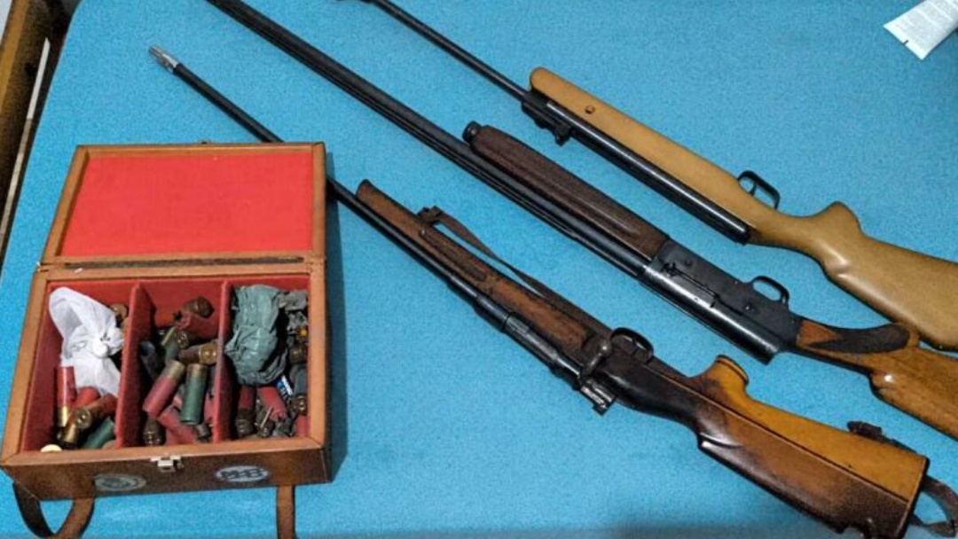 Pol&iacute;cia Civil apreende armas e muni&ccedil;&otilde;es em propriedade rural 