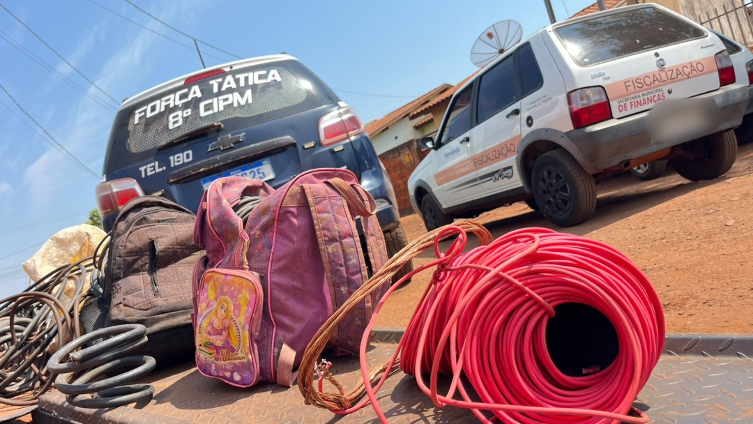 Em fiscaliza&ccedil;&atilde;o conjunta, Pol&iacute;cia Militar apreende 70 kg de fios em ferro-velho e prende suspeito