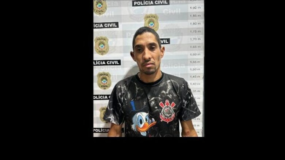 Pol&iacute;cia divulga cartaz para encontrar autor do 30&ordm; feminic&iacute;dio do ano