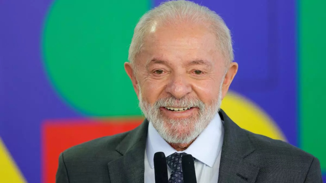 Lula se re&uacute;ne com os ministros do STF para tratar da indica&ccedil;&atilde;o de substituto de Barroso