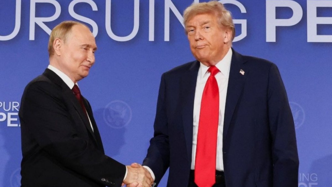 Trump quer &lsquo;resolver a quest&atilde;o da R&uacute;ssia&rsquo; ap&oacute;s cessar-fogo em Gaza