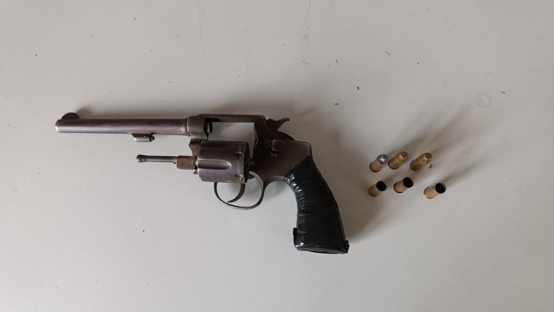 Homem &eacute; baleado por ci&uacute;mes no Bairro Jatob&aacute;, em Sidrol&acirc;ndia