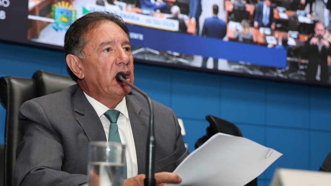 Projeto de Gerson Claro sobre uso de multas na CNH Social avan&ccedil;a na ALEMS