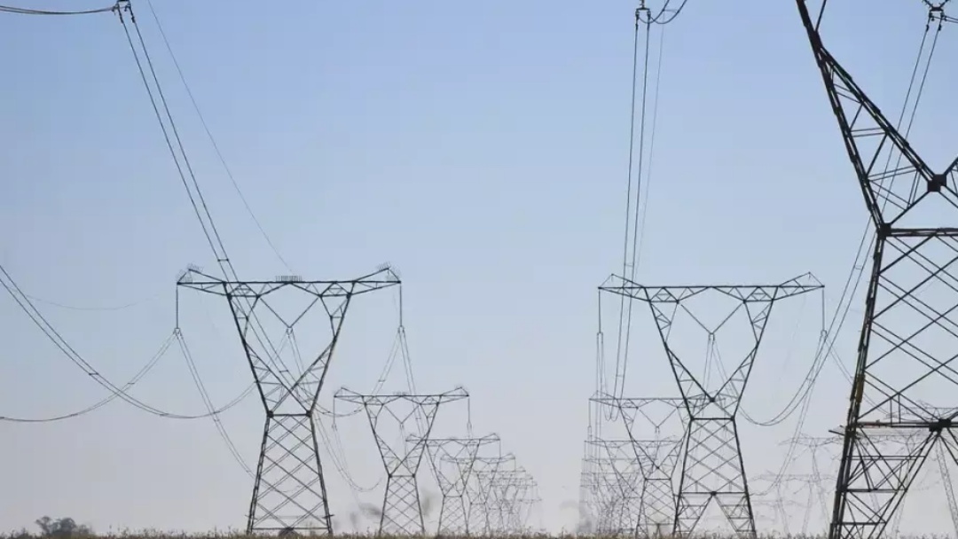 O Diretor-geral da Aneel alerta para situa&ccedil;&atilde;o &#039;extremamente perigosa&#039; no sistema el&eacute;trico   
