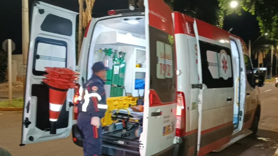 Mulher foi esfaqueada ap&oacute;s briga pr&oacute;ximo a ponto de &ocirc;nibus