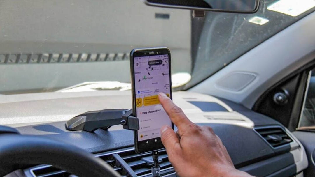 Passageiro se recusa a pagar corrida de aplicativo e caso vai parar na pol&iacute;cia   