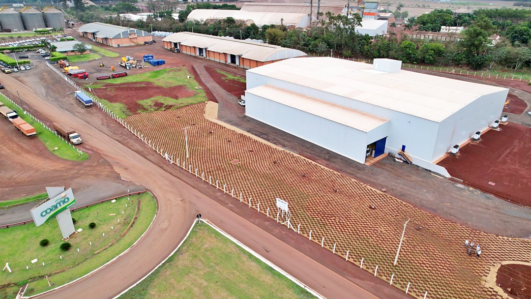 Coamo inaugura armaz&eacute;m climatizado para sementes em Maracaju