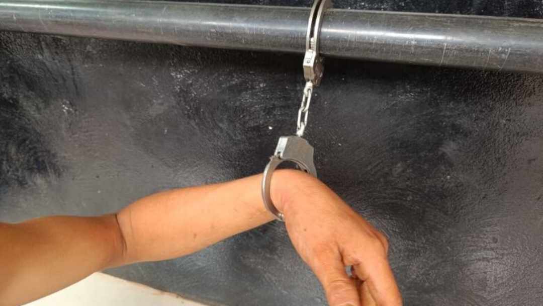 Jovem &eacute; detido ap&oacute;s agredir a av&oacute; e amea&ccedil;ar incendiar a casa dela no Estrela Por&atilde;