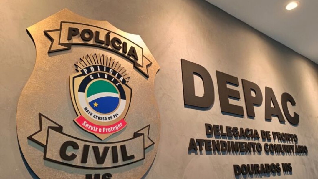 Separado, homem tenta invadir casa da ex-mulher e vai preso