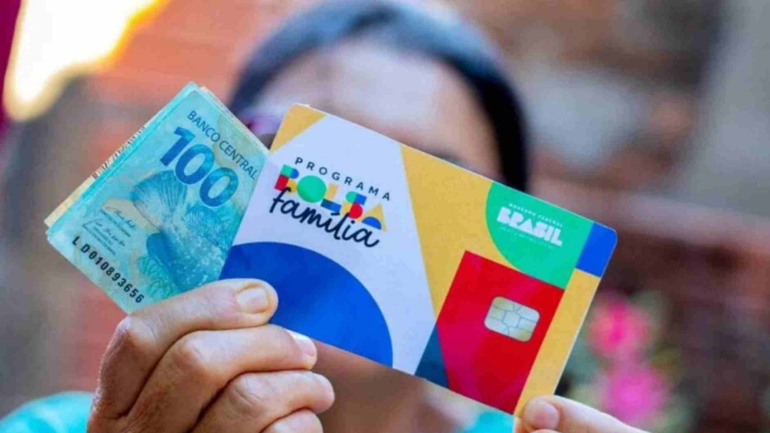 Pessoas com NIS final 9 podem sacar a parcela de outubro hoje 