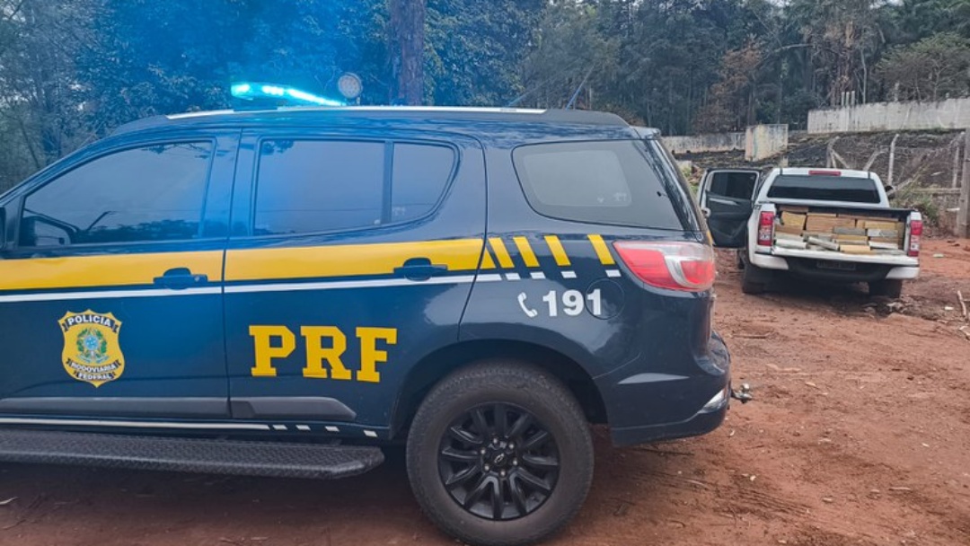PRF apreende mais de 3,6 toneladas de maconha em duas a&ccedil;&otilde;es na BR-060