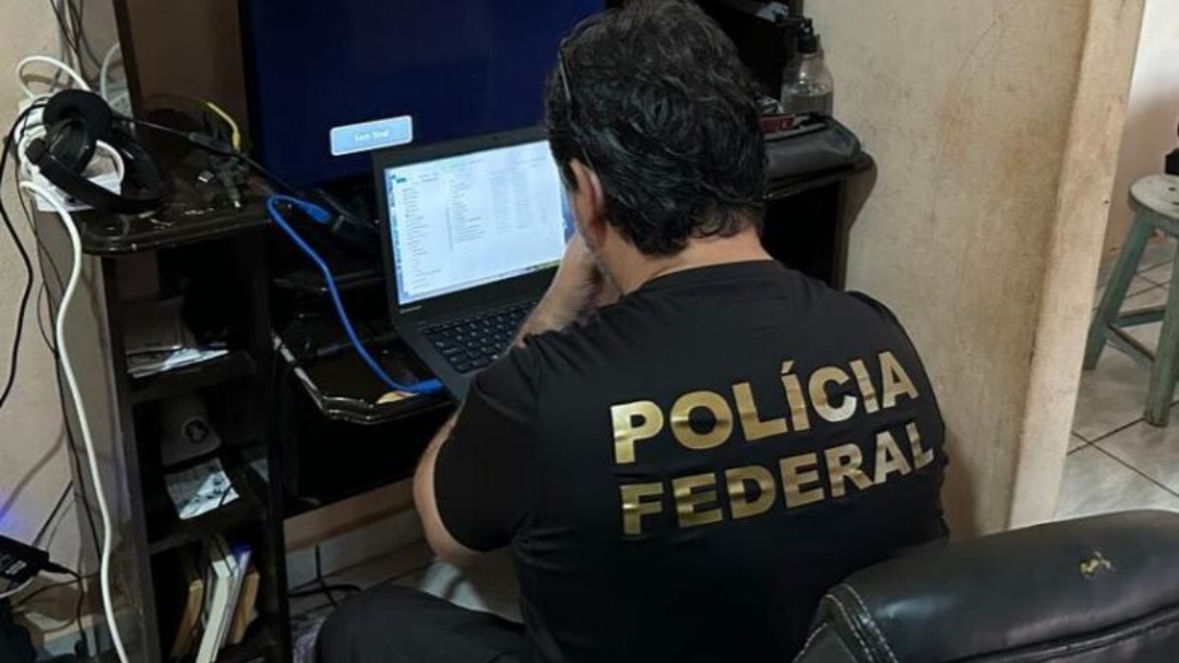 Opera&ccedil;&atilde;o contra abuso sexual pela internet termina com um preso em MS