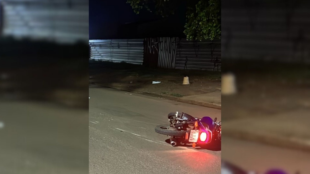Motociclista morre ap&oacute;s &lsquo;rampar&rsquo; quebra-molas e ser arrastado por metros no S&atilde;o Conrado 