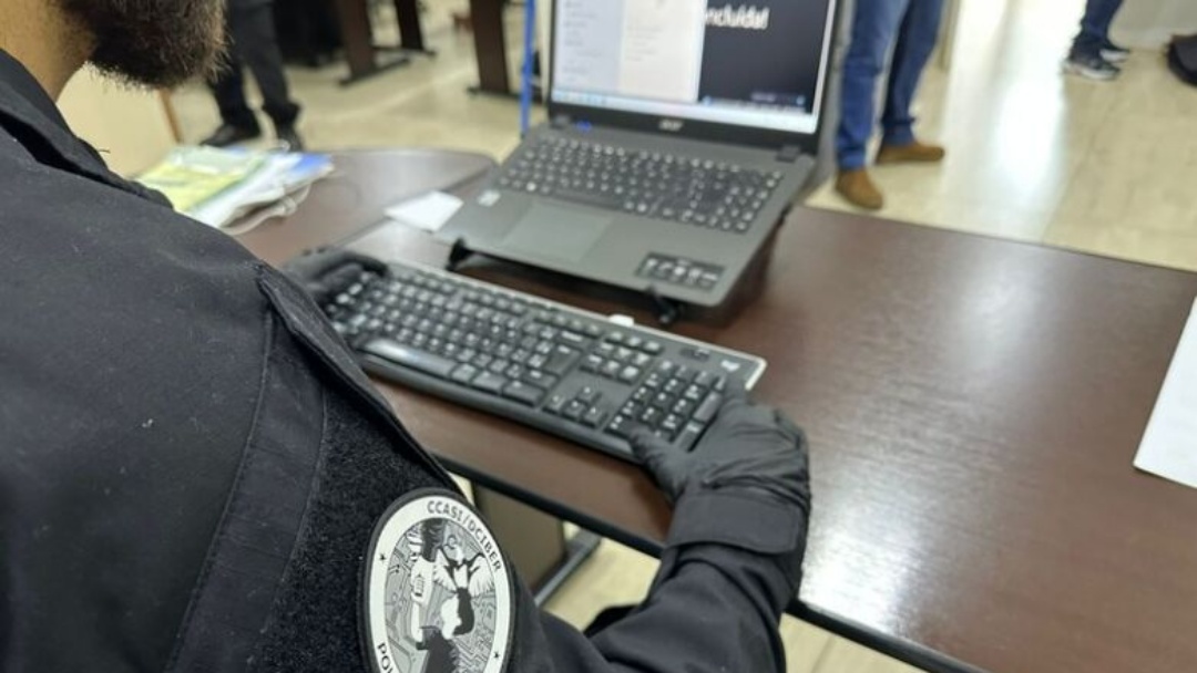 PF prende em MS suspeito de armazenar cenas de abuso sexual infantojuvenil na internet