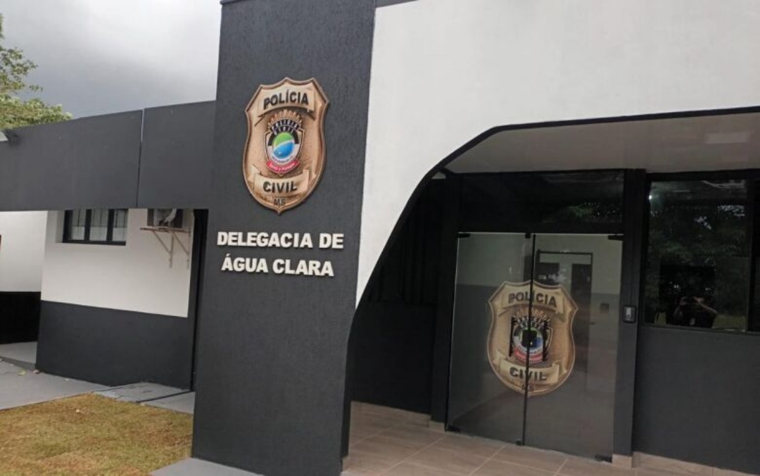 Mulher &eacute; presa com coca&iacute;na escondida em fralda de beb&ecirc;