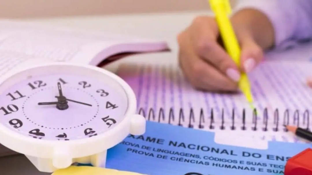 Enem 2025 registra 27% de absten&ccedil;&atilde;o no 1&ordm; dia de prova