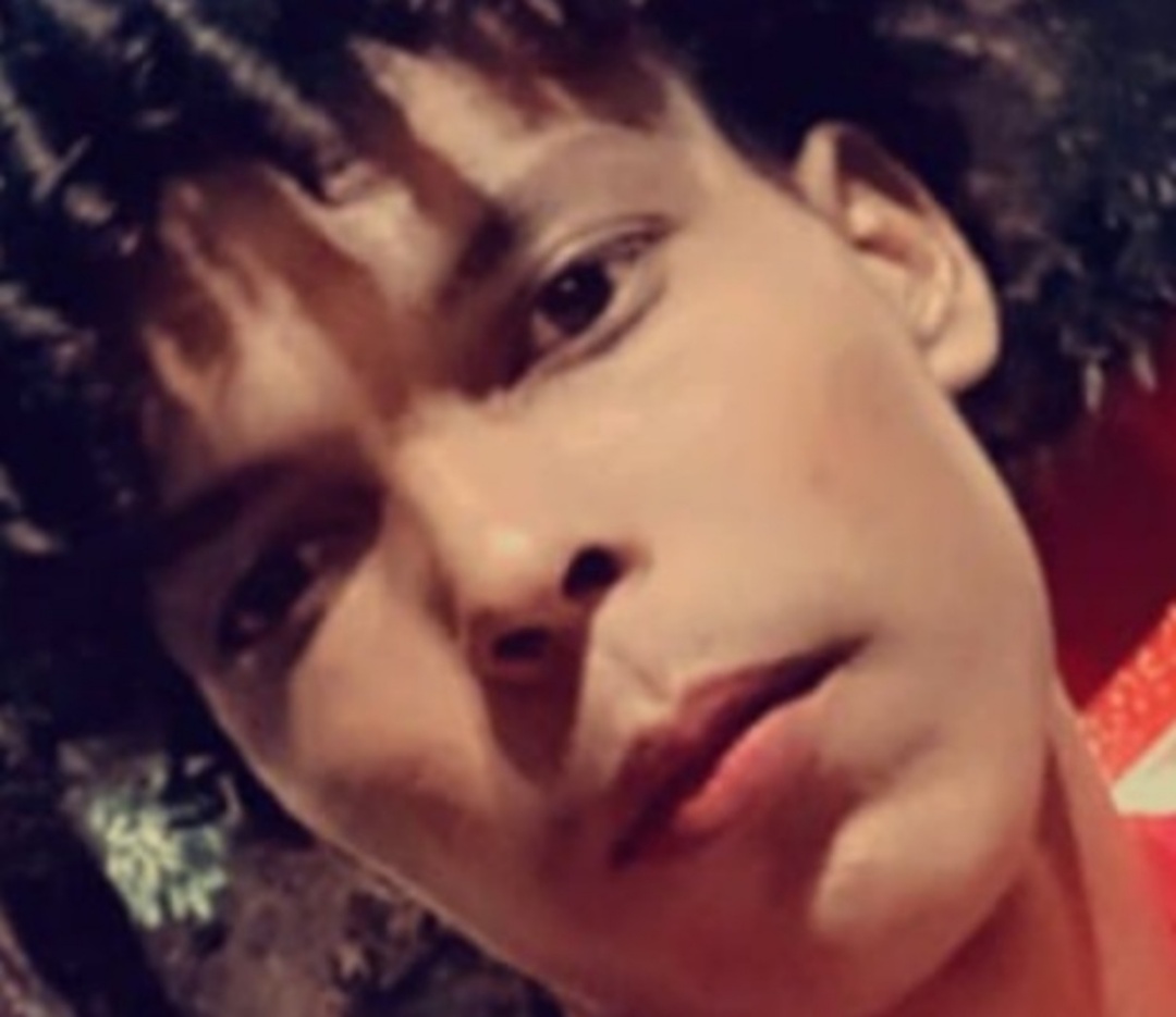 M&atilde;e procura pelo filho desaparecido desde o &uacute;ltimo s&aacute;bado