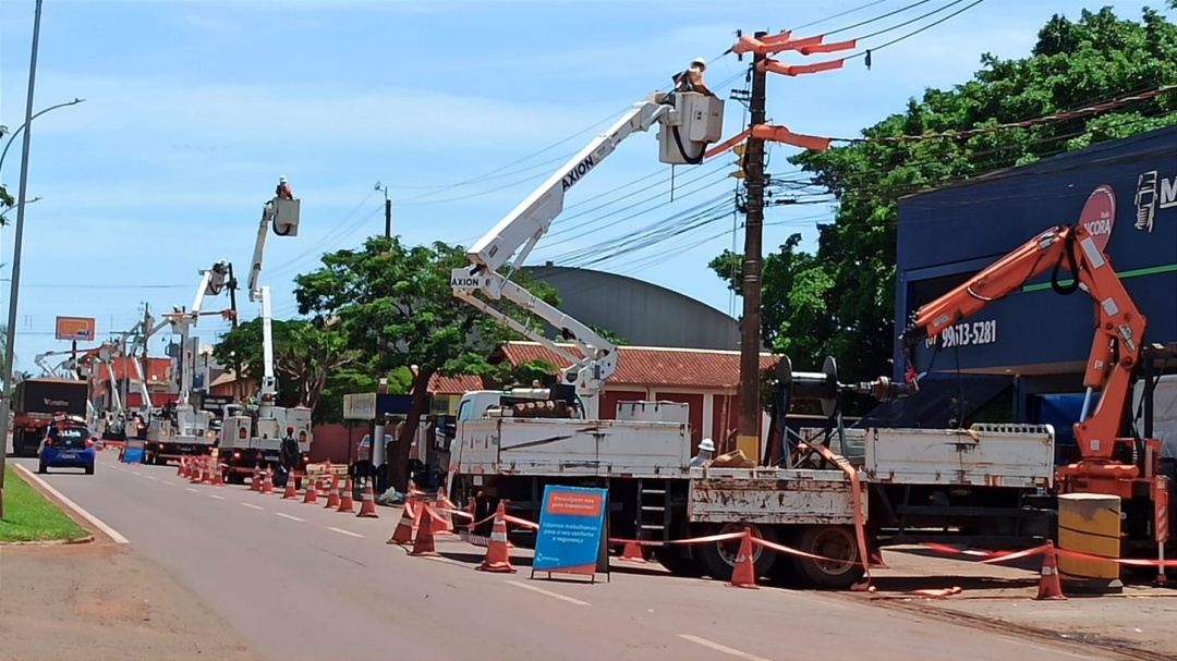 Energisa inicia for&ccedil;a-tarefa de manuten&ccedil;&atilde;o para reduzir oscila&ccedil;&atilde;o de energia e apag&otilde;es em Sidrol&acirc;ndia