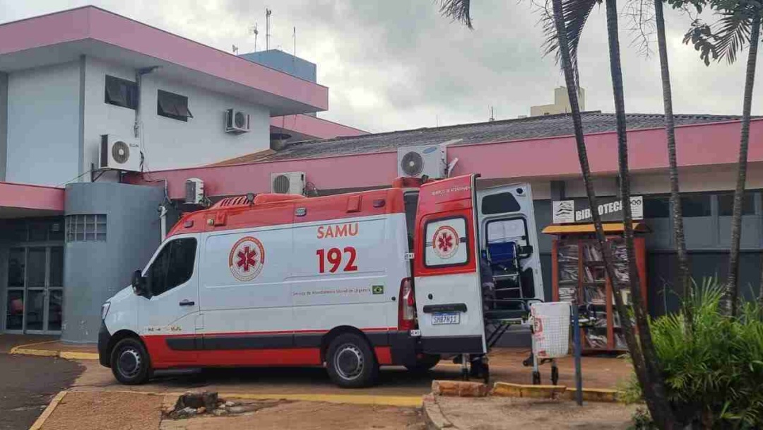 Homem de 43 anos morre no hospital ap&oacute;s cair na rua e bater a cabe&ccedil;a em Ponta Por&atilde;