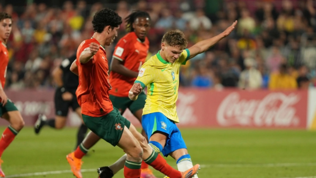 Brasil perde para Portugal nos p&ecirc;naltis e vai disputar 3&ordm; lugar